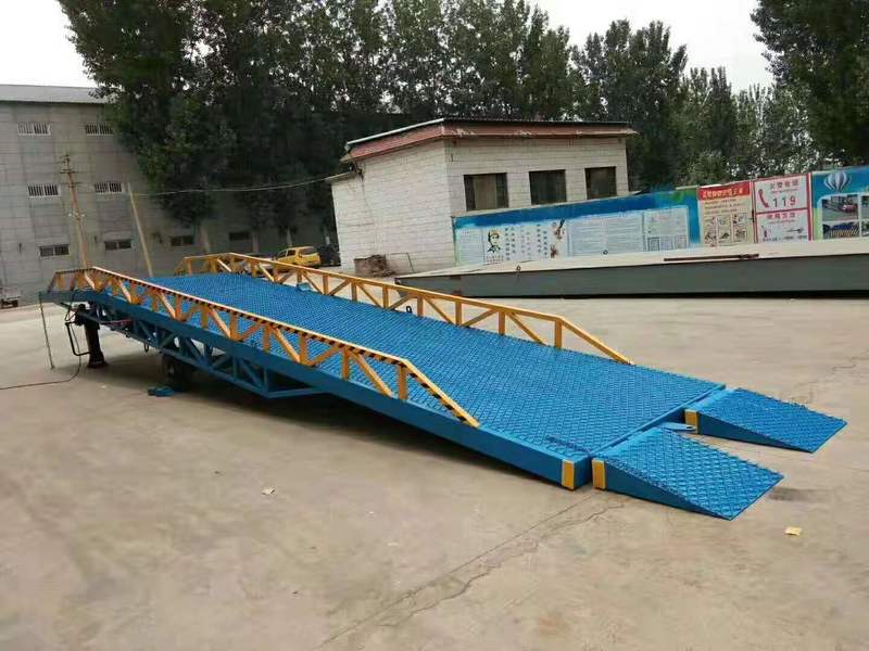 德阳汽车登车桥